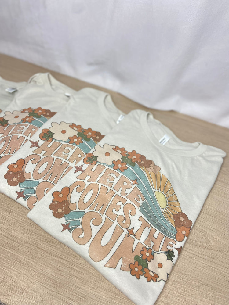 Here Comes the Sun - Graphic Tee