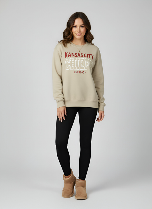 1960 Traditional Chiefs Crewneck in Sand