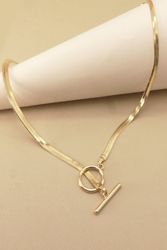 Snake Chain Toggle Necklace in Gold